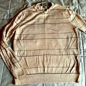 L/G - Banana Republic Merino Wool Sweater